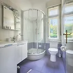 Leona Authentic Beachfront 2br By Irundo * Опатия
